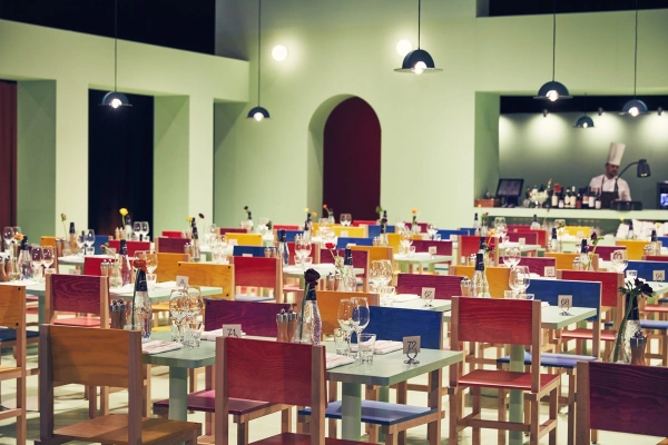 Stolar och bord, pop up restaurang